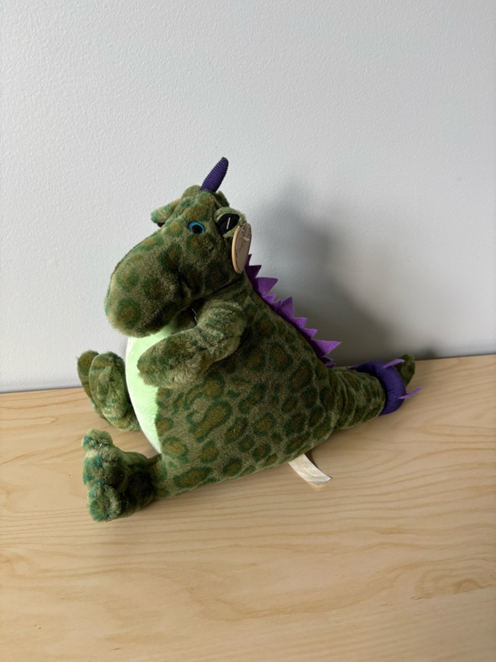 Carlton Cards Vintage Green Dragon Heartwarmers Plush 🐉
